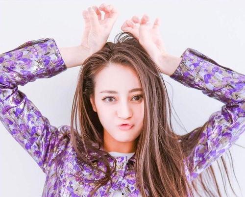 迪丽热巴理智吃瓜视频,揭秘娱乐圈幕后真相