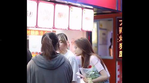 街头挑战吃瓜是真的吗视频,真相还是炒作？