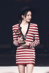 尖叫之夜明星吃瓜视频,明星吃瓜大揭秘，幕后故事一网打尽