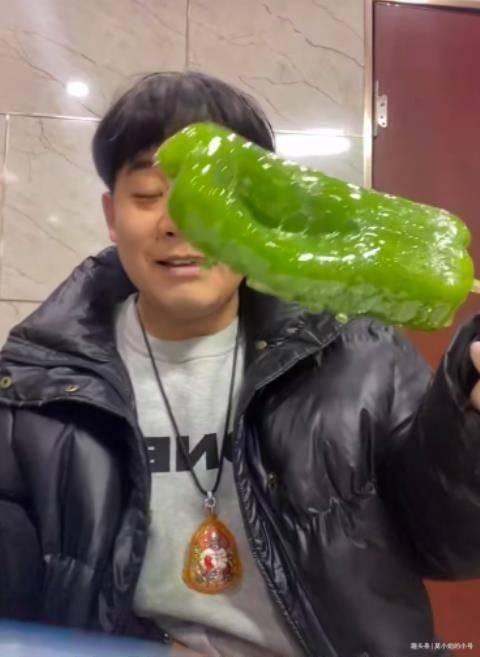 网红秃崽吃瓜视频观看全集,揭秘网红圈幕后故事