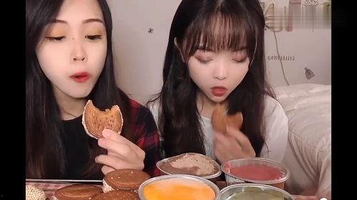 姐妹俩吃瓜的视频大全,视频大全揭秘娱乐圈幕后故事