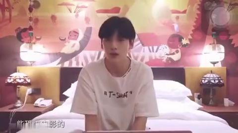 姐妹俩吃瓜的视频大全,视频大全揭秘娱乐圈幕后故事