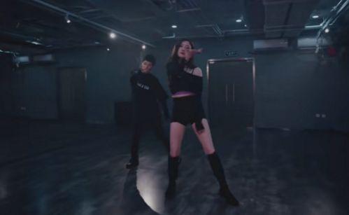 美女天天吃瓜视频,美女主播的日常瓜趣生活