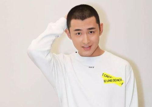 明星王彦霖吃瓜视频大全,娱乐圈幕后趣事大揭秘