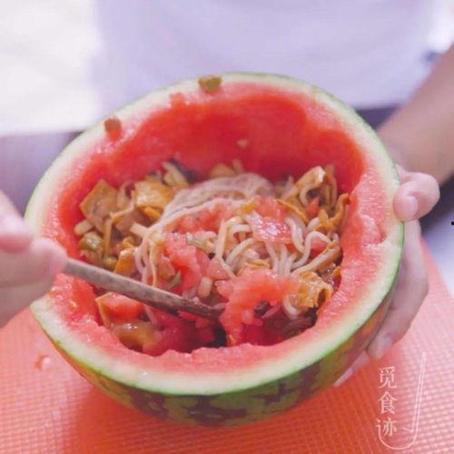 螺蛳粉吃瓜视频,一场美食与娱乐的跨界盛宴