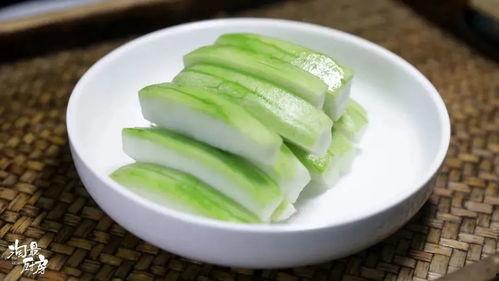 瓜能用清水煮着吃吗视频,揭秘瓜类蔬菜的简单美味烹饪法